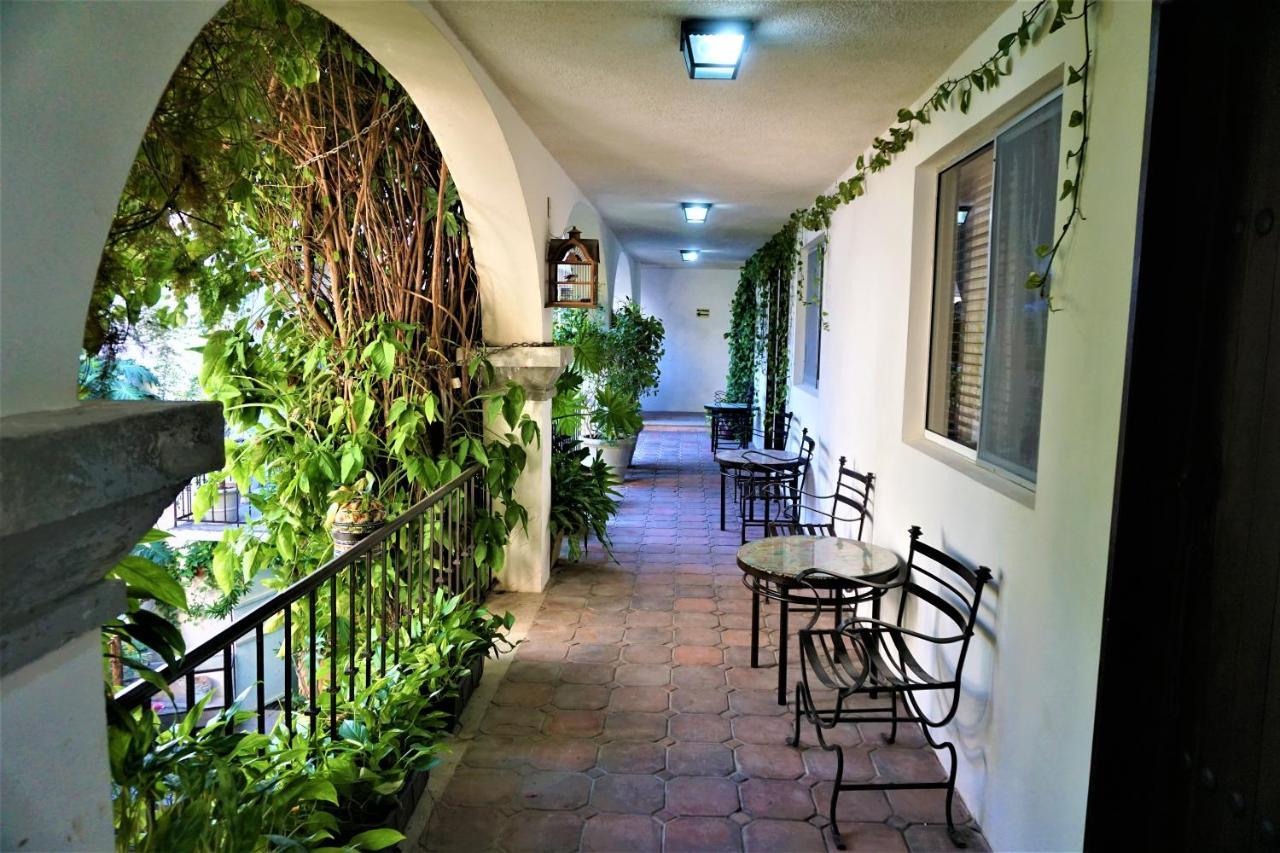 Hotel Boutique Suites Puerto Cancún Exteriör bild