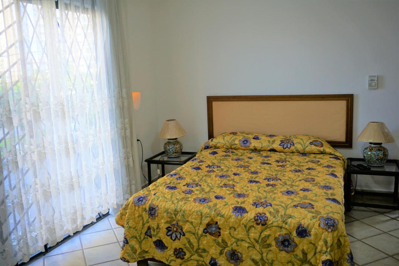 Hotel Boutique Suites Puerto Cancún Exteriör bild